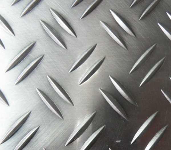 Лист алюминиевый рифленый (дуэт) 3000х1500 мм, толщина 2 мм